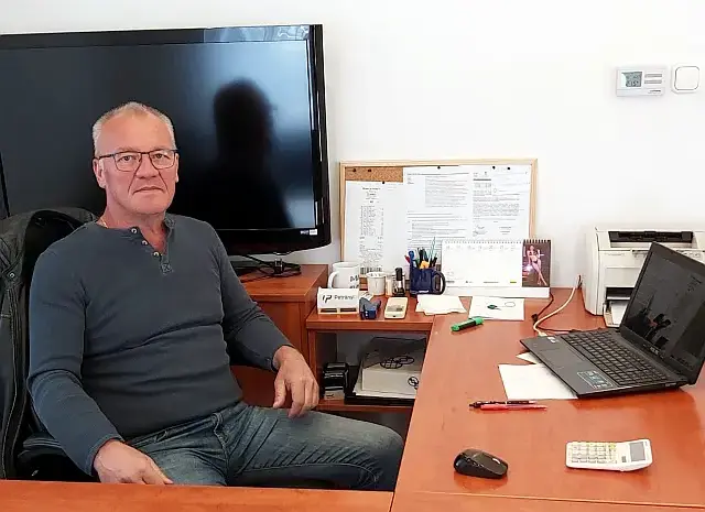 Gáspár Csaba szerviztulajdonos (Pannon Hunter, Pécs). - Doctus